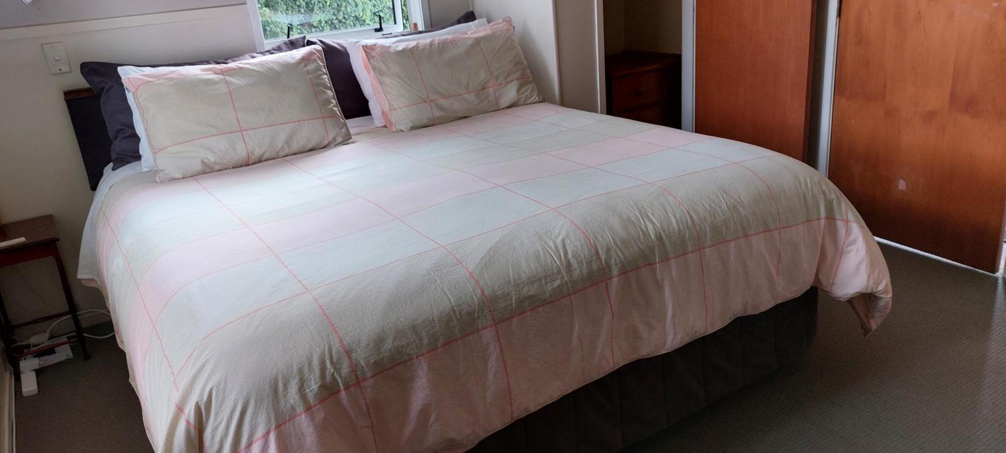 Bed And Breakfast Happy Home Taupo Accommodation Bagian luar foto