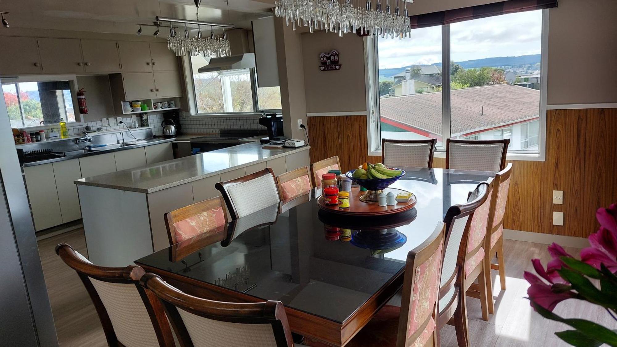 Bed And Breakfast Happy Home Taupo Accommodation Bagian luar foto